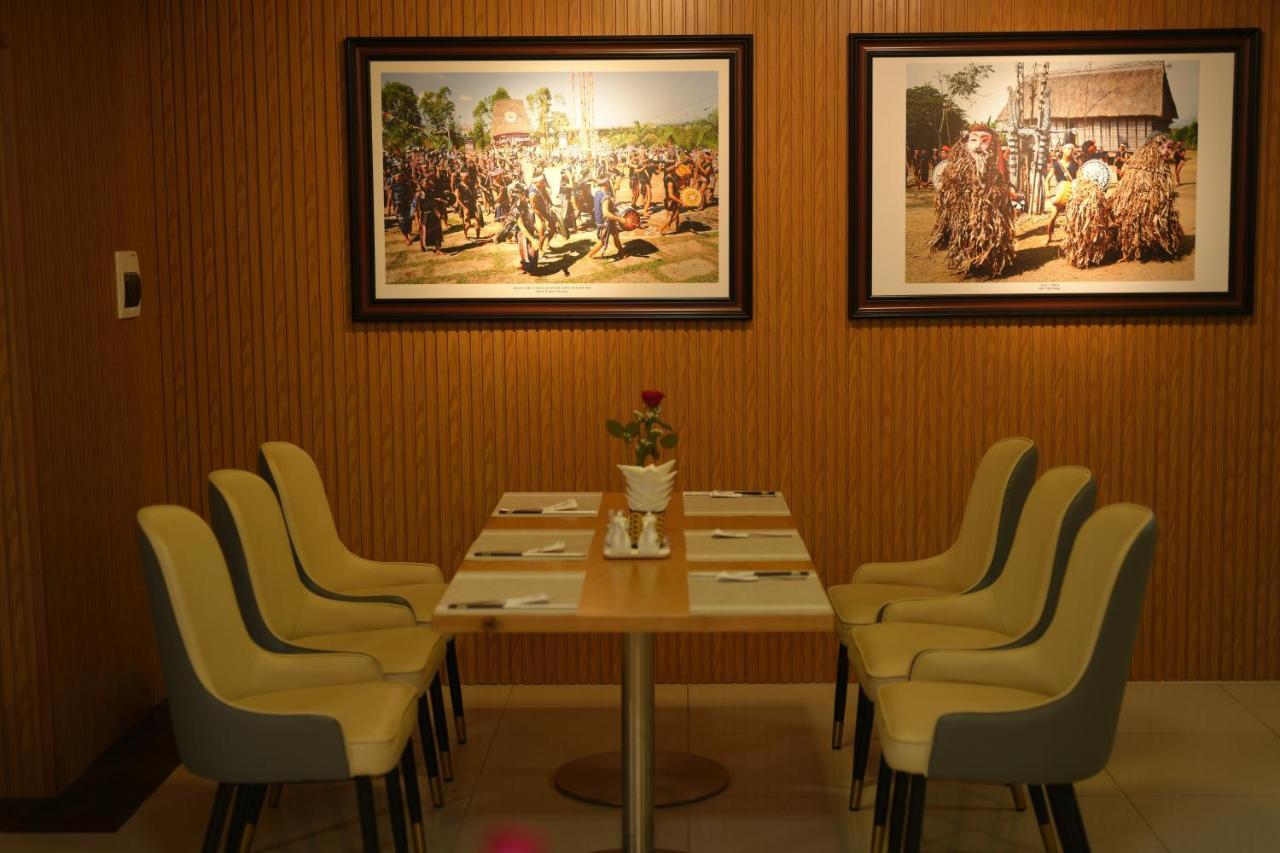 Pleiku Hotel Bagian luar foto