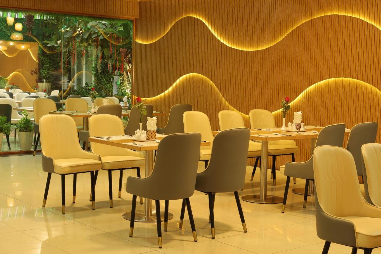 Pleiku Hotel Bagian luar foto