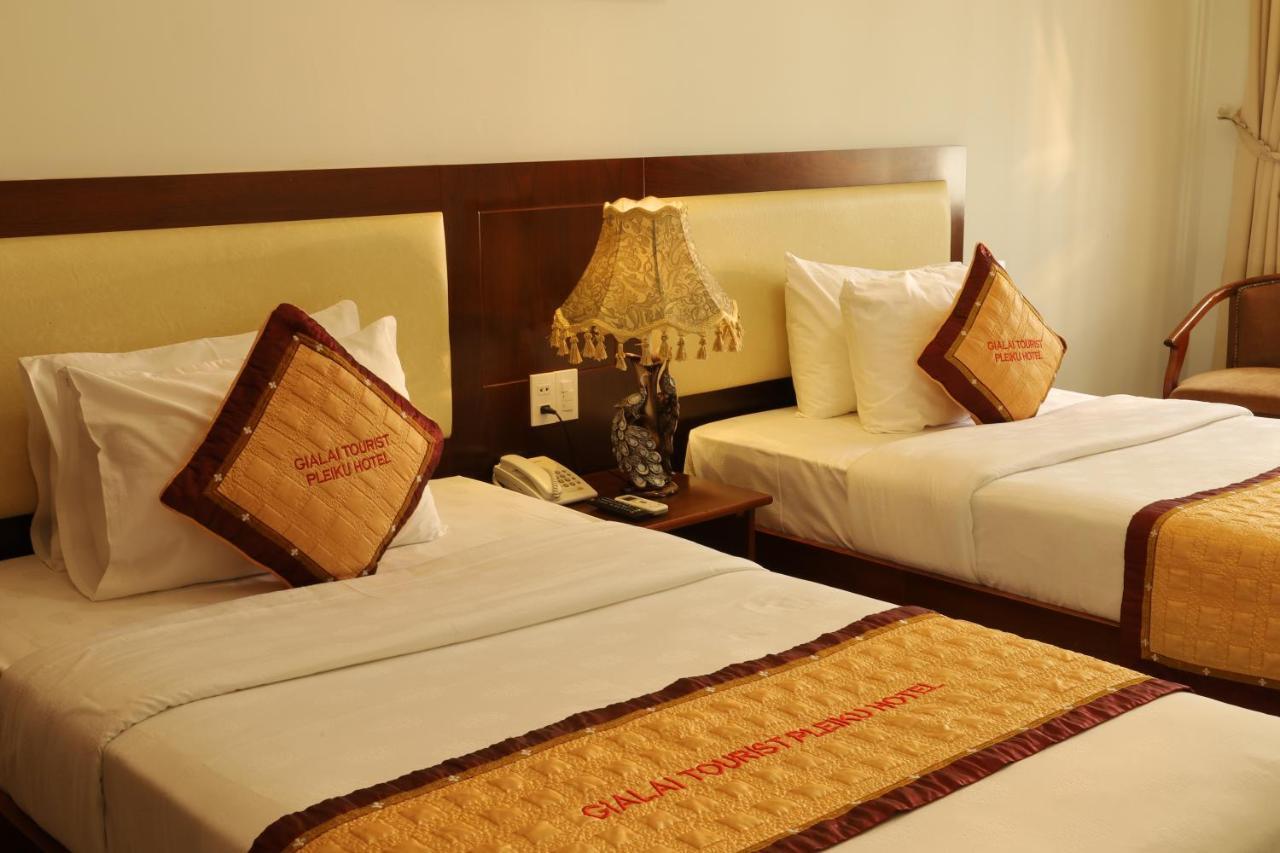 Pleiku Hotel Bagian luar foto