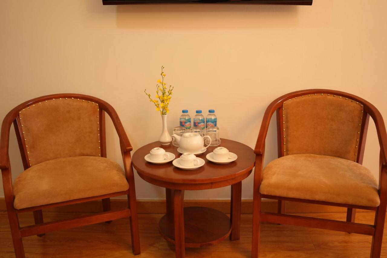 Pleiku Hotel Bagian luar foto