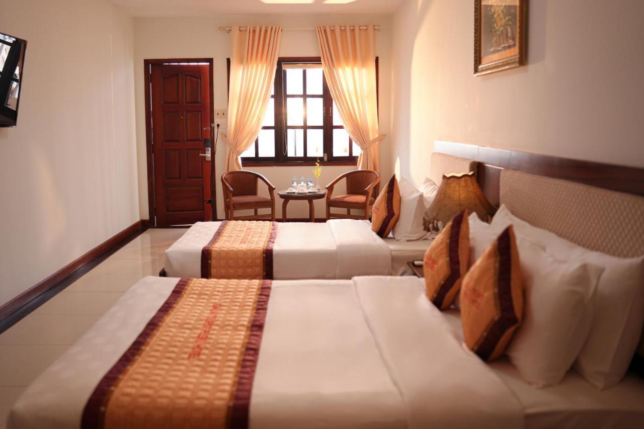 Pleiku Hotel Bagian luar foto