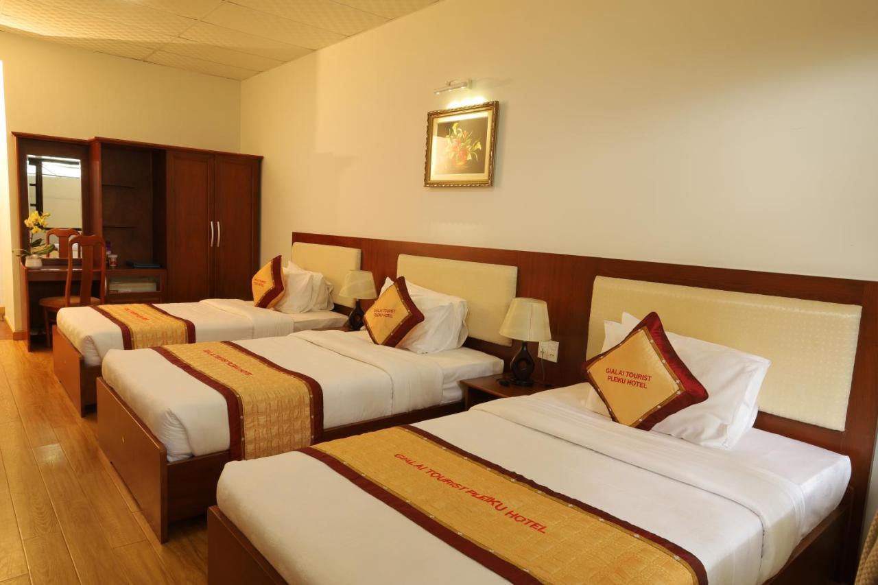 Pleiku Hotel Bagian luar foto