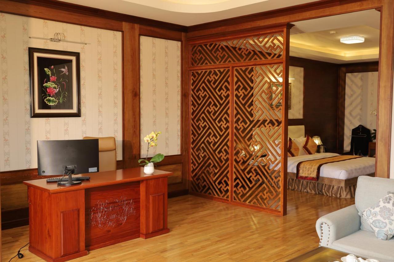 Pleiku Hotel Bagian luar foto